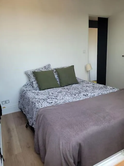 Mini Penthouse Apartment Avignon France